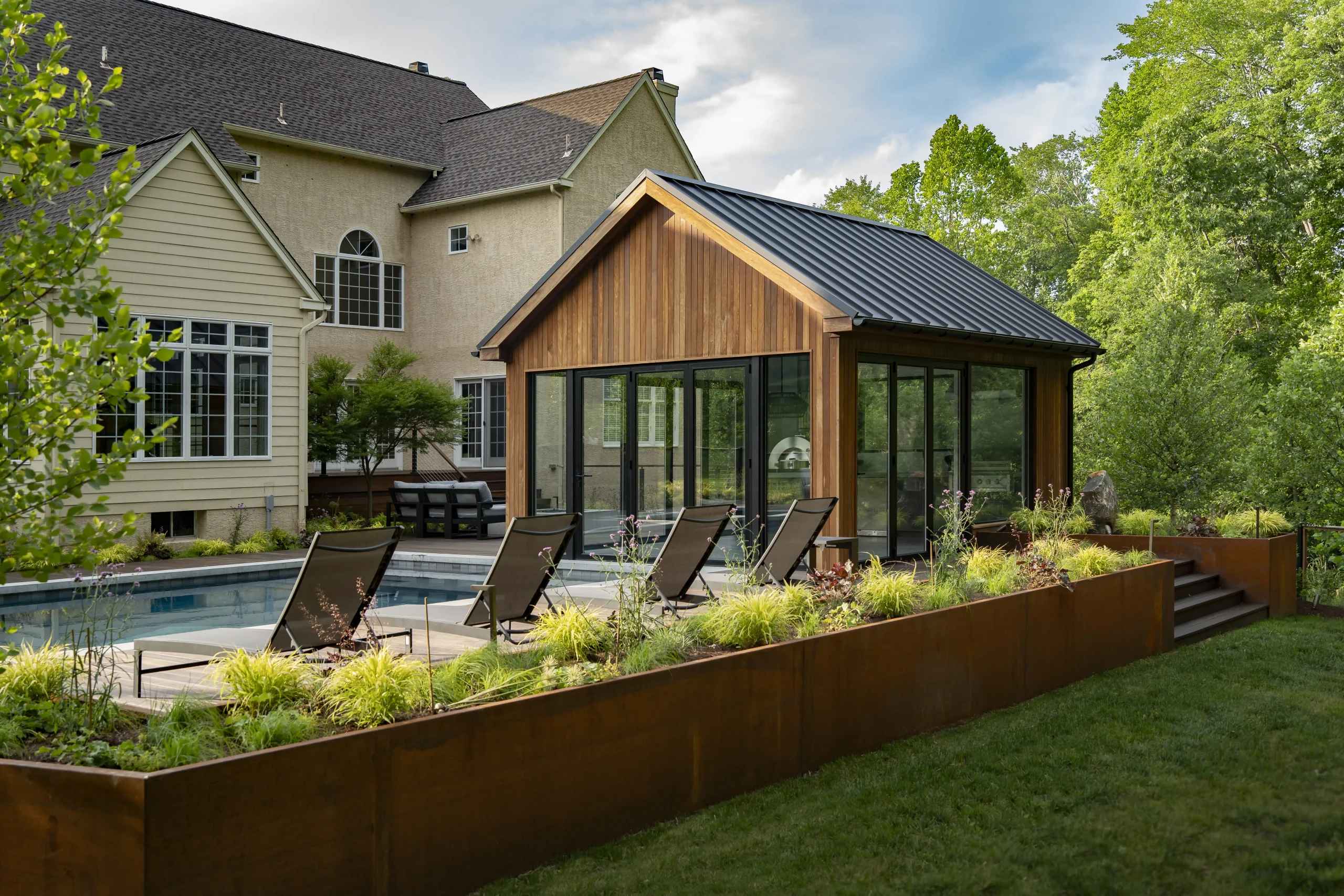 outdoor-living-spaces