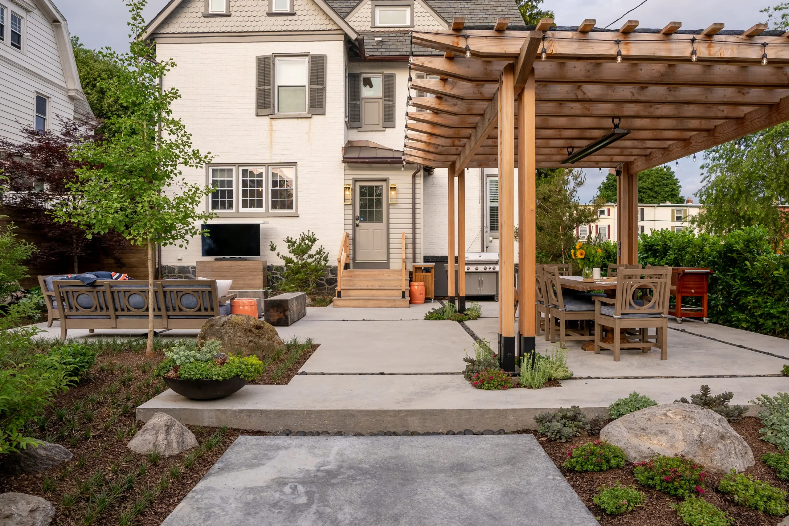 pergolas-and-shade-structures